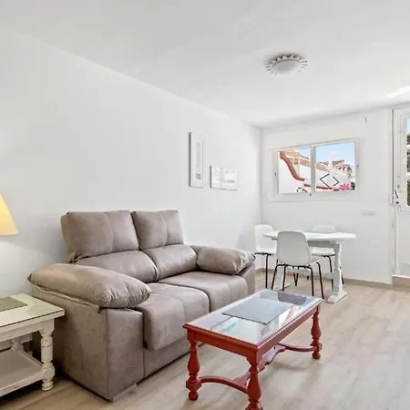 Pedregalejo Casita - Walkable To Holiday home Malaga